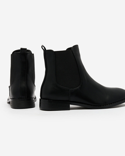 Royalfashion Schwarze Damenstiefel a'la sztyblety mit Verzierungen Ederte