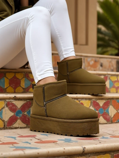 Royalfashion Kurzstiefel Damen Schneestiefel-Stil Wiebi