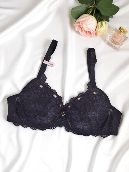 Royalfashion Damen gepolsterter Spitzen-BH Delicate Grace