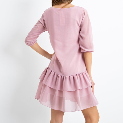 Rosa Kleid der Frauen mit Rüschen - Kleidung