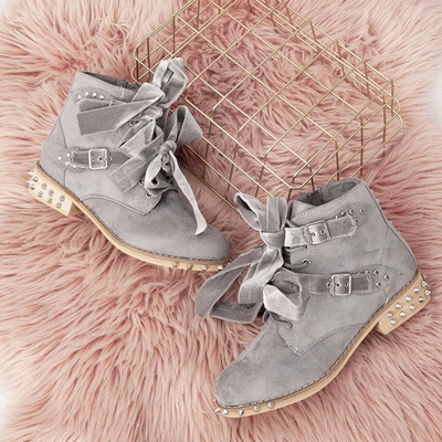 Graue Millerro-Taschen mit Nieten - Schuhe 1