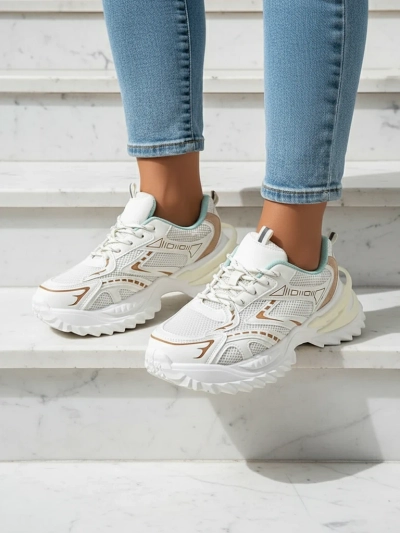 Royalfashion Damen Sportsneaker auf einer dickeren Sohle Nettes