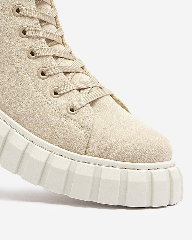 Cremefarbene Damen-Schnürstiefel mit Verzierungen Tamti - Schuhe