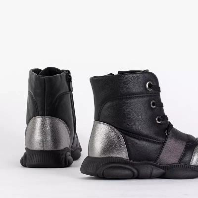 OUTLET Schwarze Kinderstiefel mit silbernen Einsätzen Kaliaso - Schuhe