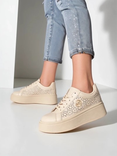 Aurelia Beige Plateausneakers Royalfashion Öko-Leder