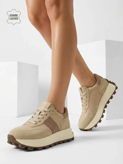 Sportliche Damen-Sneakers aus Naturleder Naterre