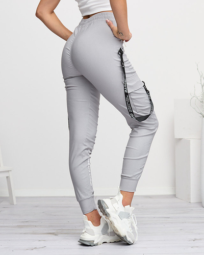Graue Cargohose für Damen mit Aufschriften - Kleidung