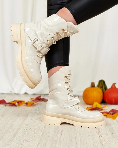 Royalfashion Lackierte Damenstiefel in Beige Setogy