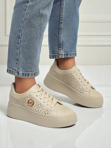 Aurelia Beige Plateausneakers Royalfashion Öko-Leder