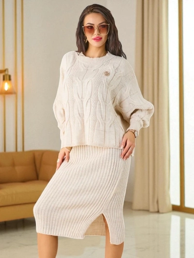 Royalfashion Acryl geflochtenes Damen-Set mit Pullover und Rock Warm & Flauschig