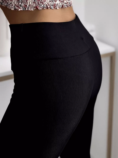 Schwarze, gerippte Leggings für Damen - Kleidung