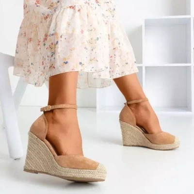 Braune Espadrilles auf dem Keil Bonita - Schuhe 1