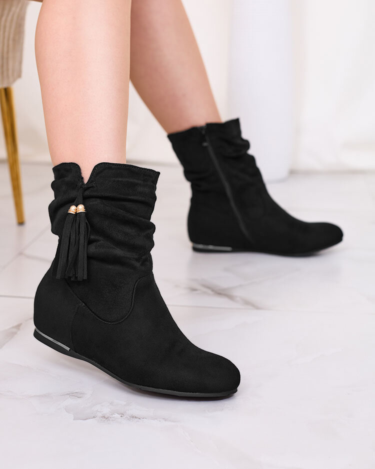 Royalfashion Schwarze Stiefel aus Öko-Wildleder mit verstecktem Anker Lovely