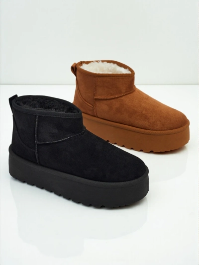 Kurze Damenstiefel a'la Schneestiefel Vespera