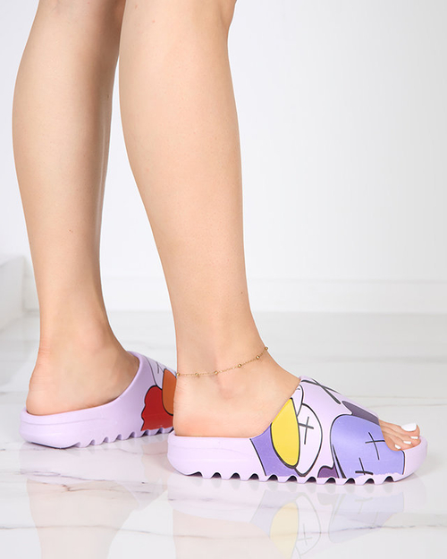 Фіолетові гумові шльопанці жіночі з принтом Pfizz