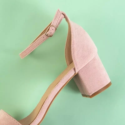 OUTLET Hellrosa Damensandalen auf niedrigem Mohato-Pfosten - Schuhe