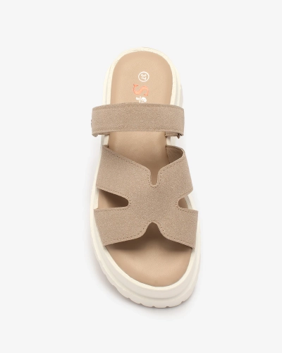 Royalfashion Hellbraune Damensandalen mit dickerer Sohle Qaffsa