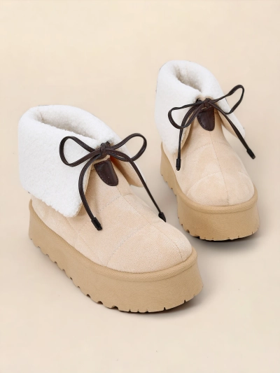 Royalfashion Damen Schnürstiefel mit Kunstleder- und Stoffmaterialkombination. Innen angenehm gefüttert mit Fell, zum Hineinschlüpfen. Perfekt für den Winter! 87654321 <p> DAMENSTIEFEL SCHNEESTI