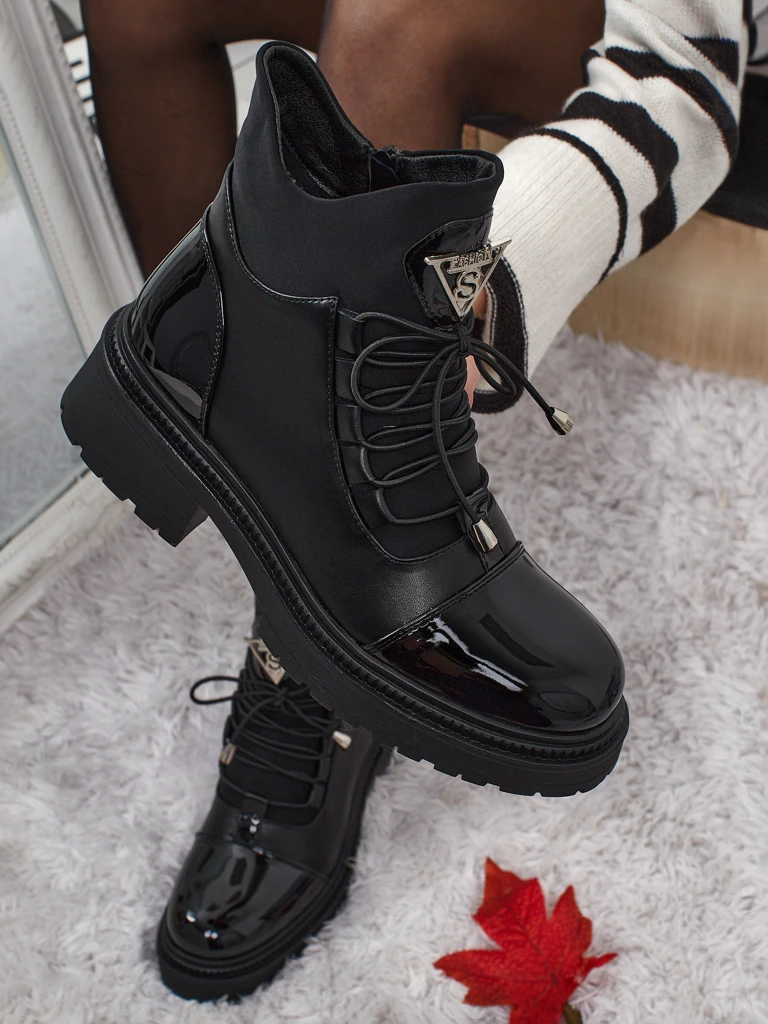 Geschnürte Damenstiefeletten Elisse aus Öko-Leder