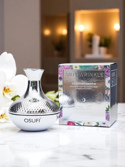 Anti-Falten- und aufhellende Gesichtscreme