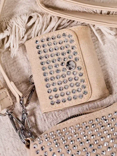Royalfashion Kleine Damenhandtasche mit Nieten