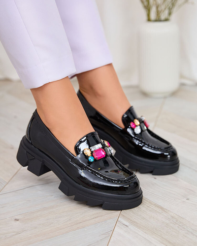 Royalfashion Lackierte schwarze Mokassins mit bunten Steinen Tarins