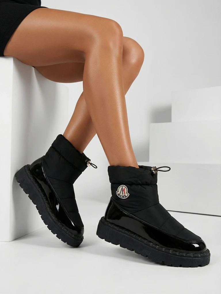 Royalfashion Damen Schlupf-Schneestiefel in schwarzer Farbe Ireda