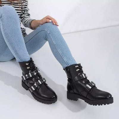 OUTLET Schwarze Damentaschen mit Steinen Ksymena - Schuhe