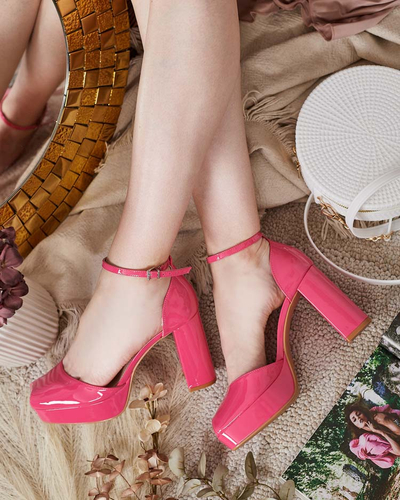 Royalfashion Damen Lefeyoa lackierte Pfostensandalen