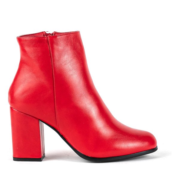 Rote Stiefel an einem höheren Pfosten Pekan - Footwear