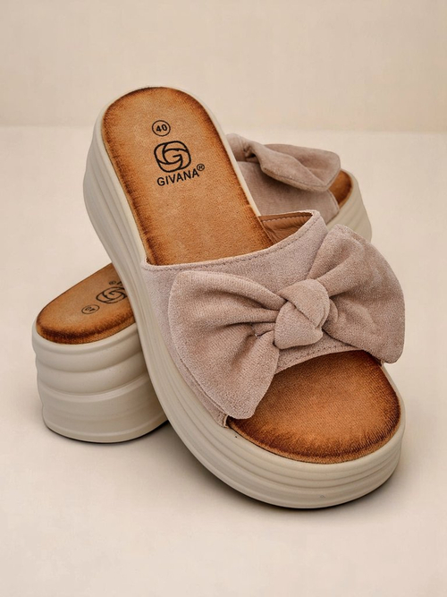 Royalfashion Жіночі шльопанці на платформі Givan