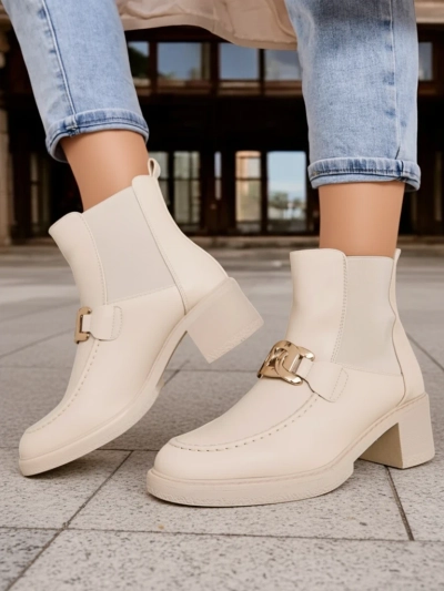 Royalfashion Damen Stiefeletten mit niedrigem Absatz Ewios