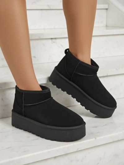 Royalfashion Damen Plateau-Schneestiefel a'la schwarz Dagodo