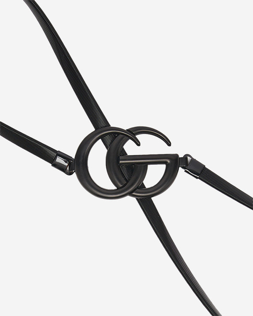 Чорний еластичний жіночий ремінь на застібці з буквами