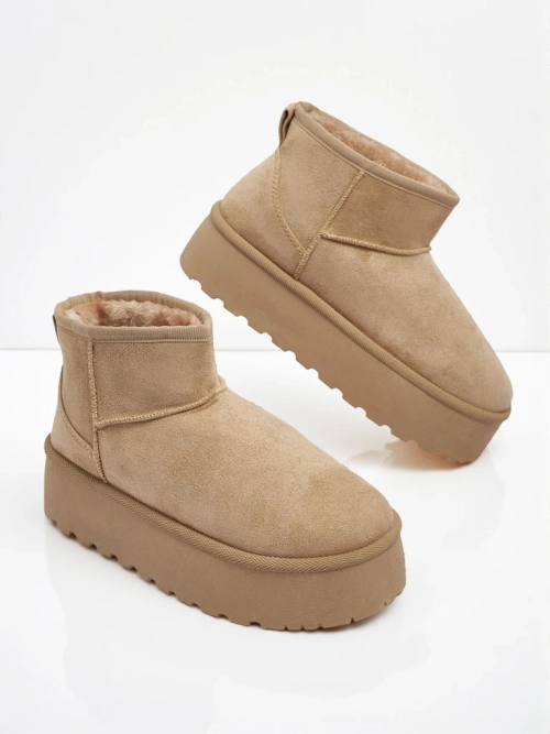 Короткі жіночі черевики a'la снігоходи Vessia