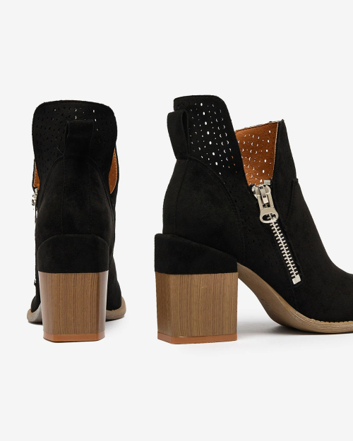 Royalfashion Чорні ажурні чоботи на шпильці Veviret