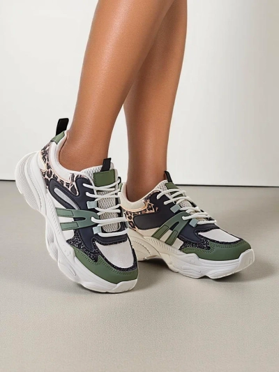 Royalfashion Damen Sport-Sneaker auf einer dickeren Sohle Aimo