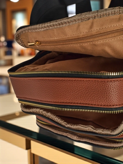 Kleine Damenhandtasche aus Öko-Leder Hidden Vibe