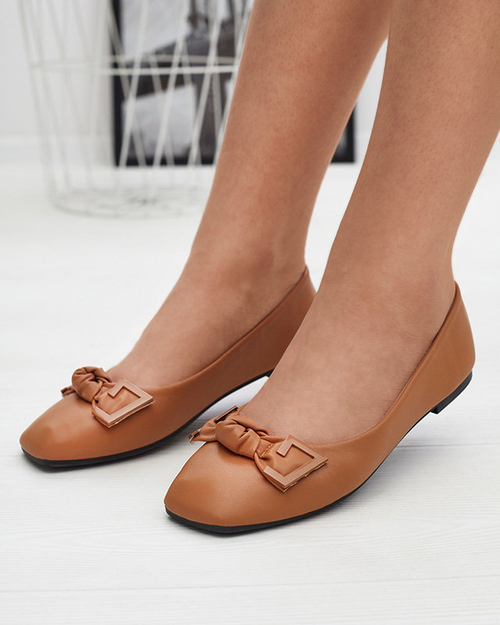 Жіночі балетки з верблюжої шкіри з декором на носі Caxien- Footwear