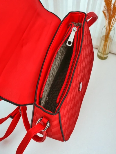 Royalfashion Kleine Damenhandtasche aus Kunstleder Emily Grace