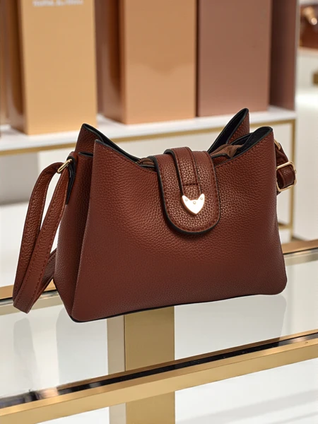 Kleine Damenhandtasche aus Öko-Leder Narias