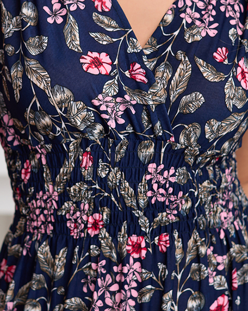 Темно-синє плаття міді з візерунком. Одяг