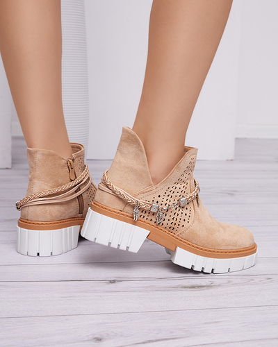 Durchbrochene beige Damenstiefel mit Versi-Dekorationen - Schuhe