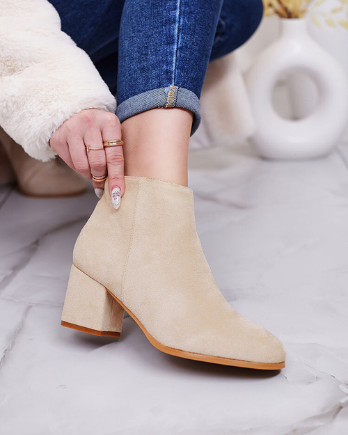 Royalfashion Чорні жіночі черевики на низькій шпильці Referra