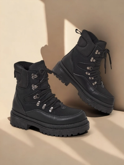 Royalfashion Damen Trapper Stiefel Savelly