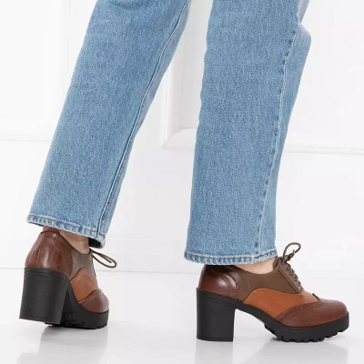 OUTLET Dunkelbraune Damenschuhe am Tiarino-Pfosten - Schuhe