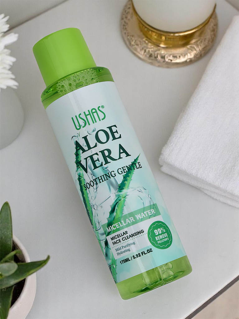 Beruhigendes und feuchtigkeitsspendendes Mizellenwasser zur Make-up-Entfernung mit Aloe Vera