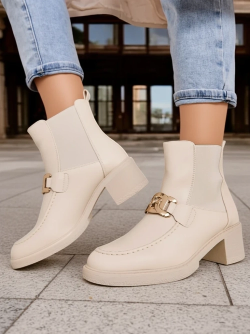 Жіночі нізькі чоботи з низьким каблуком Royalfashion Ewios