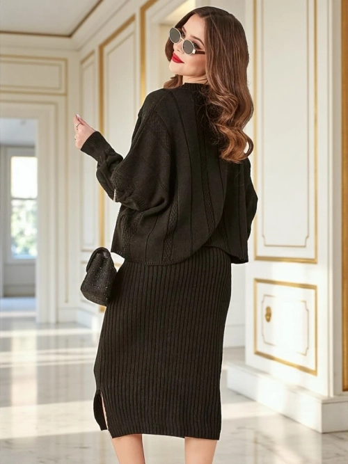 Royalfashion Акриловий плетений жіночий комплект з кофтою і спідницею Warm&Fuzzy