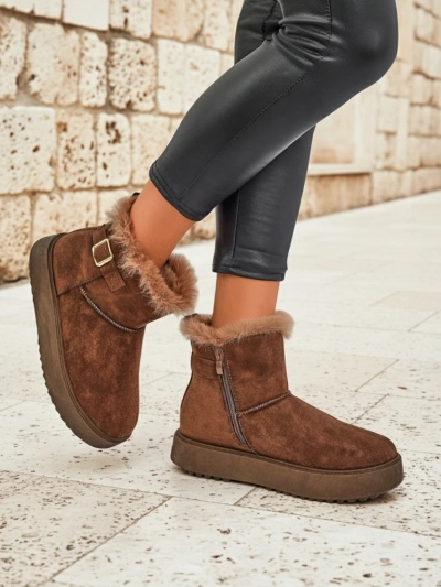 Royalfashion Kurze Damenstiefel im Schneestiefel-Stil Winter Crest